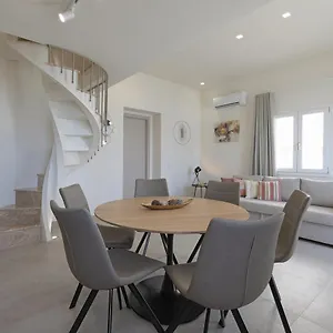 Mareli Holiday home